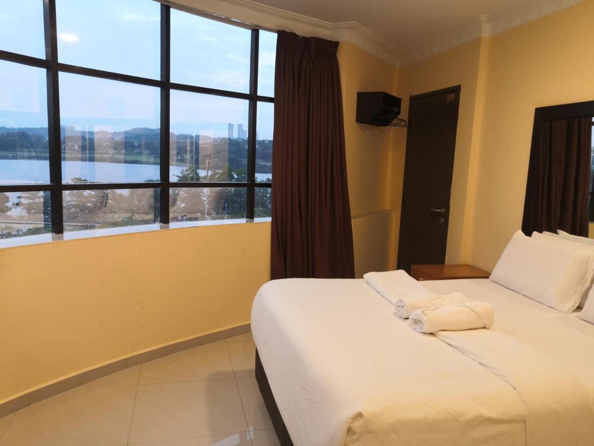 City Times Inn Seri Kembangan Dış mekan fotoğraf